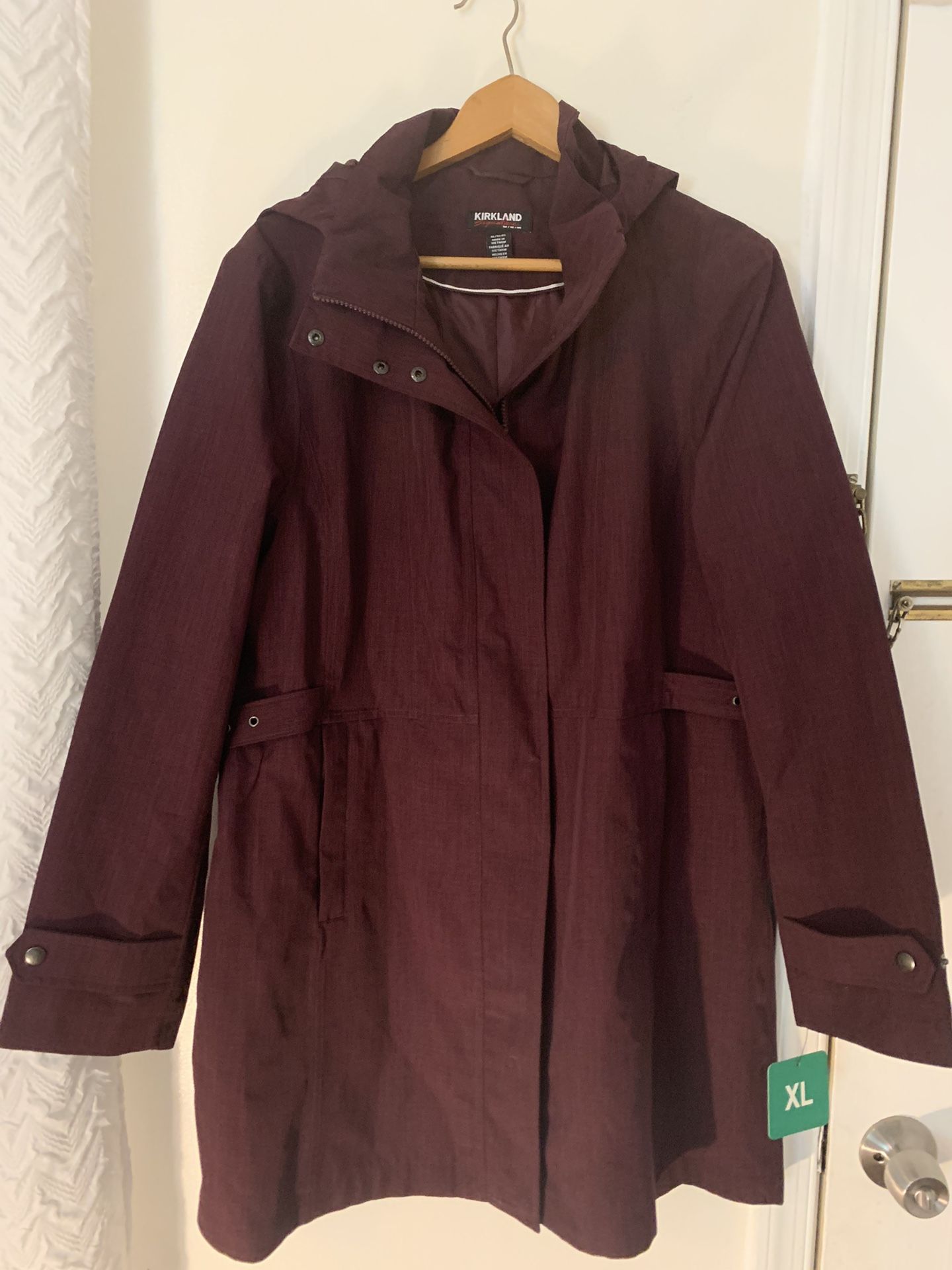 Burgundy Women’s XL Rain Jacket/Trench Coat. Kirkland