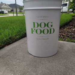 Harry Barker Bon Chien Dog Food Storage Canister

