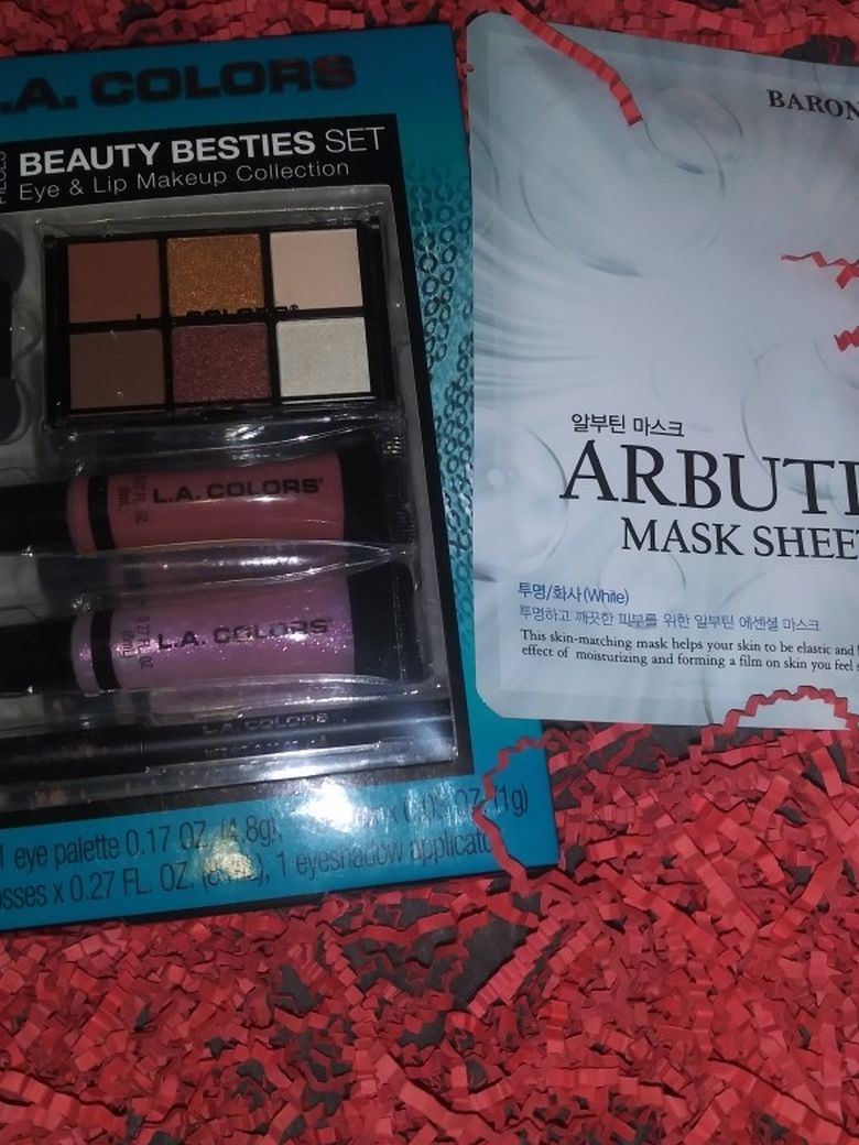 Make Up With a Face Mask