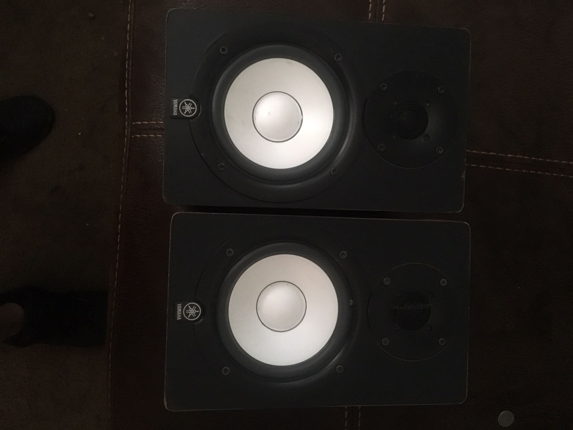 Yamaha powered monitor speaker
