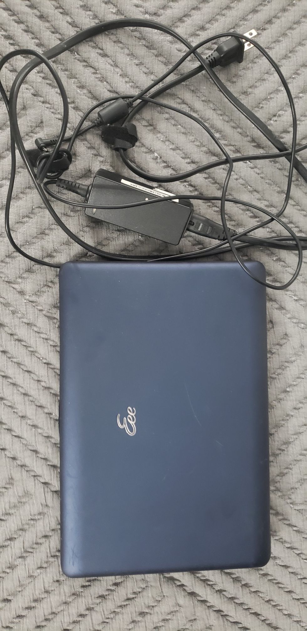 Asus Eee mini laptop