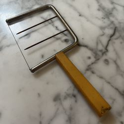1930s 1940s Cheese Slicer with butterscotch bakelite handle, vintage Americana