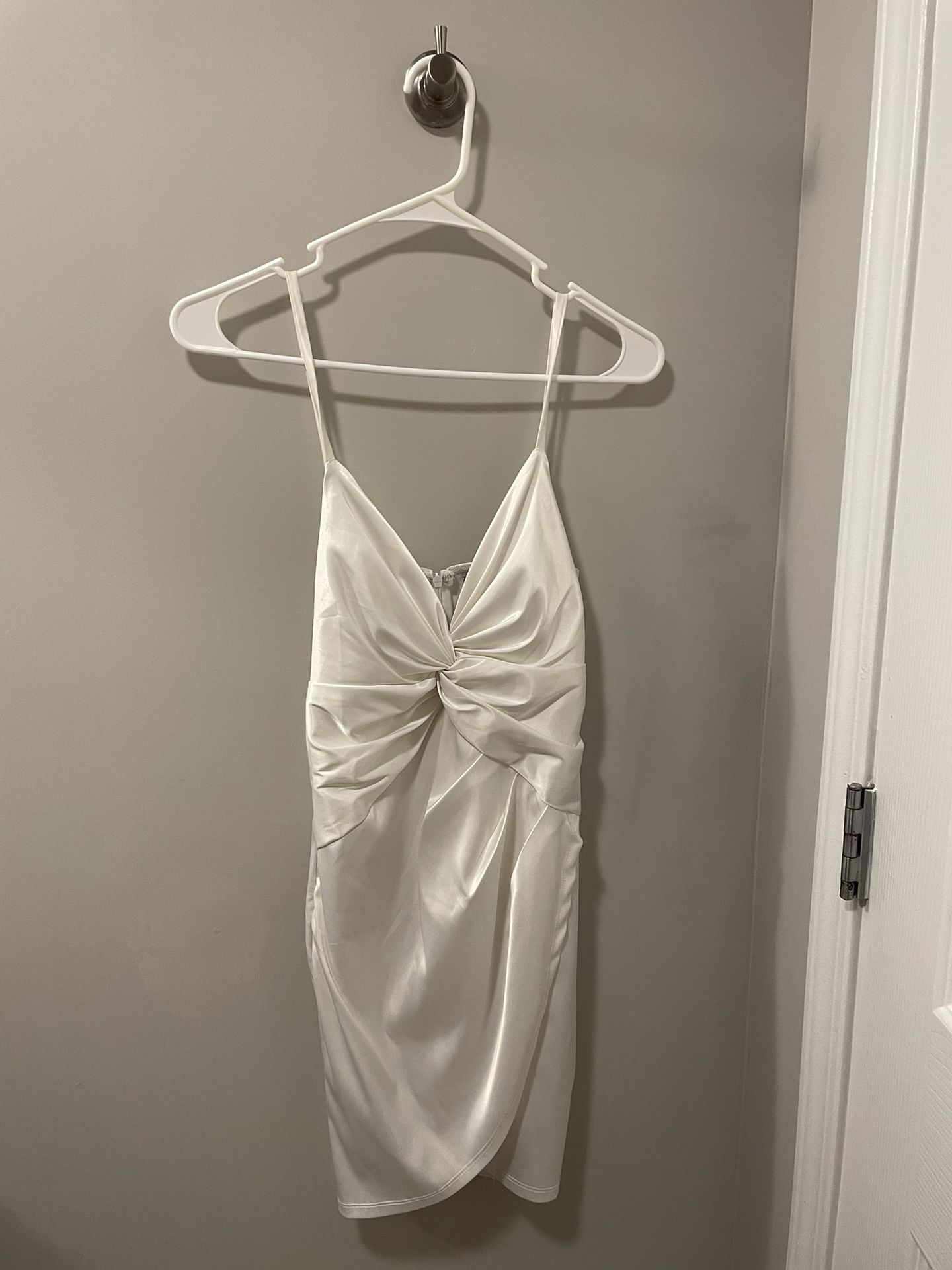 White/bridal Dresses