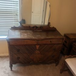 Antique Bedroom Set