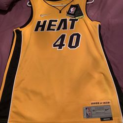 Miami Heat Special edition jersey Gold From UD Mr 305 Miami Heat Legend