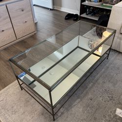 Pottery Barn Coffee table