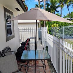 Mesa De Patio Con Sombrilla 