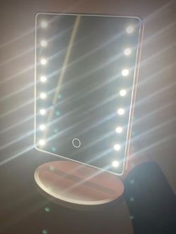 Lighted Vanity Makeup Mirror 16 Led Lights 180 Degree Rotation Lighted Makeup Mirror Touch Screen Adjusted Brightness Desk Mirrors USB Dual Supply Bat