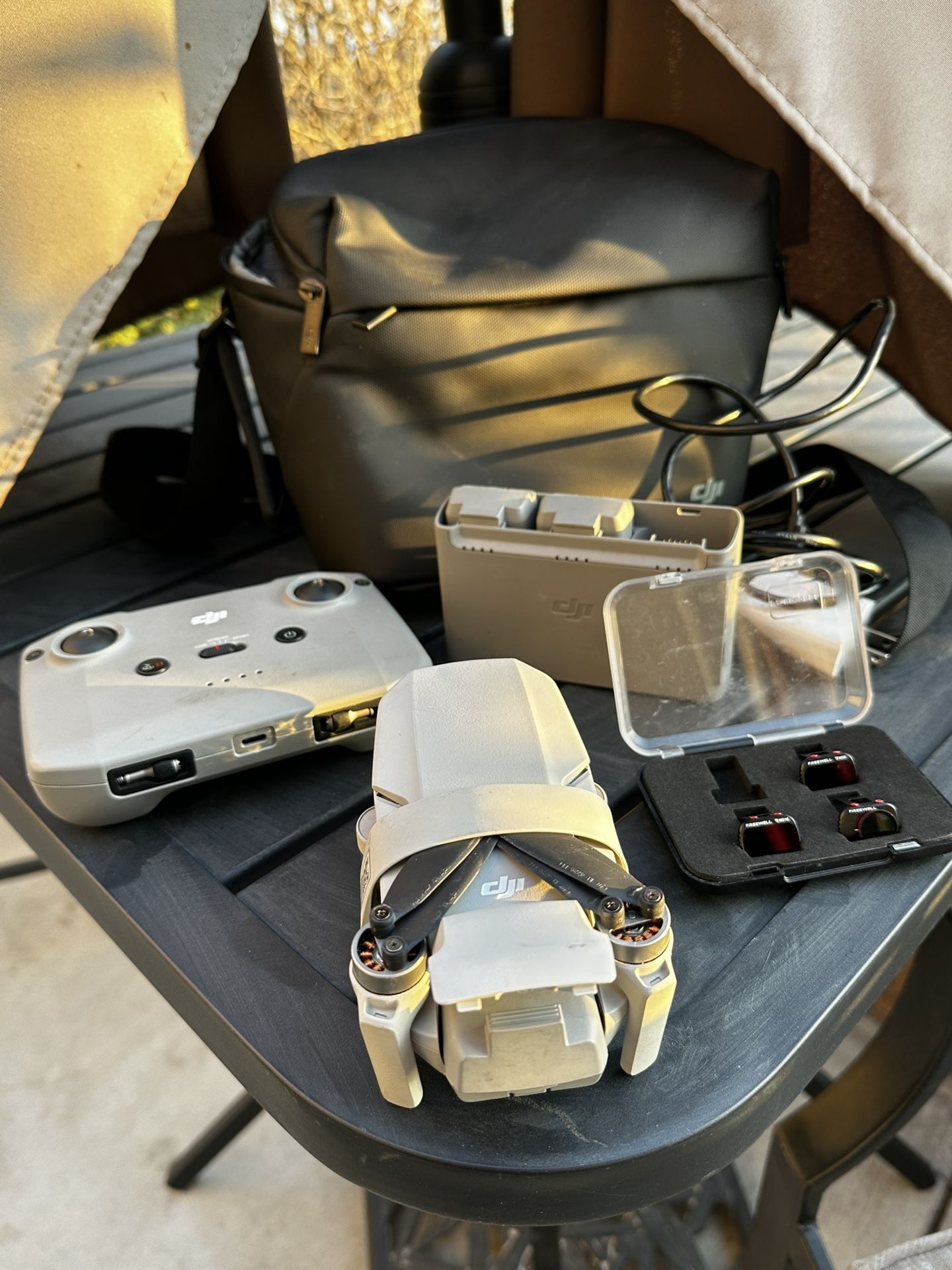 DJI Mini2  Fly More Combo