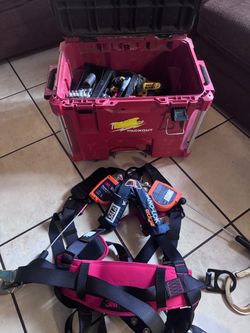 Milwaukee pack out with harness and tools