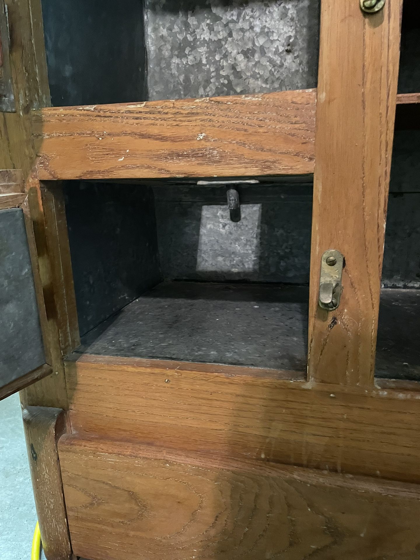 Ice Box, Refrigerator, Solid Oak, Antique for Sale in Skok, WA