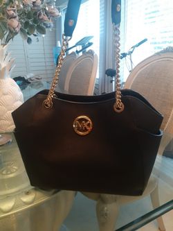 Michael Kors Beautiful Handbag Brand New Condition Wore One Time