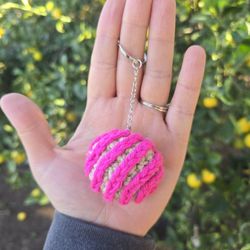 Crochet Concha Keychain 