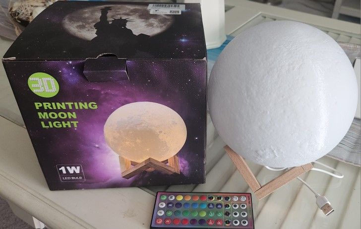 3D Printing Moon Light