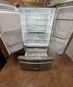 Kitchen aid Stainless Steel French door refrigerator  (Cash or Cash app)