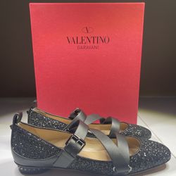 Valentino Garavani Rockstud Ballet Flats New Never Used Size Italian 38 1/2 