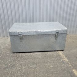Galvanized Metal Storage Trunk Box