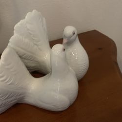 LLADRO  Love Bird Figurine 