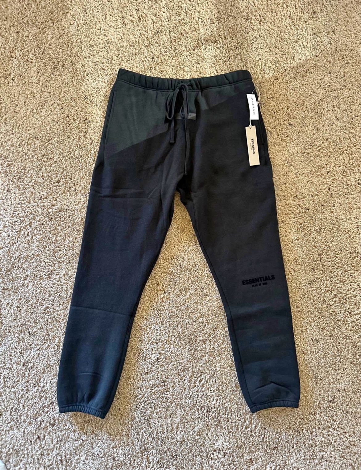 Essential sweatpants