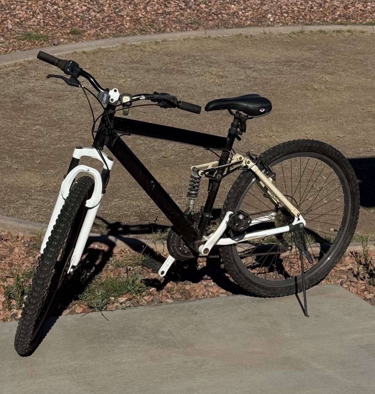 Genesis Mountain Bike