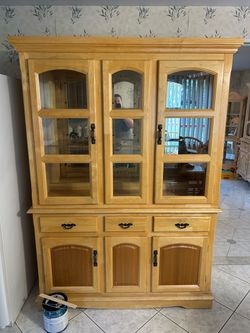 Traditional Light Oak 3-Door China Cabinet & Hutch