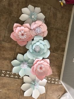Paper flowers set