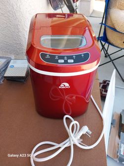 Igloo Ice Maker