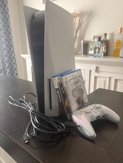 Ps5 Disc & 2 games included