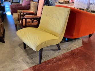 Armless Accent Chair in Pistachio