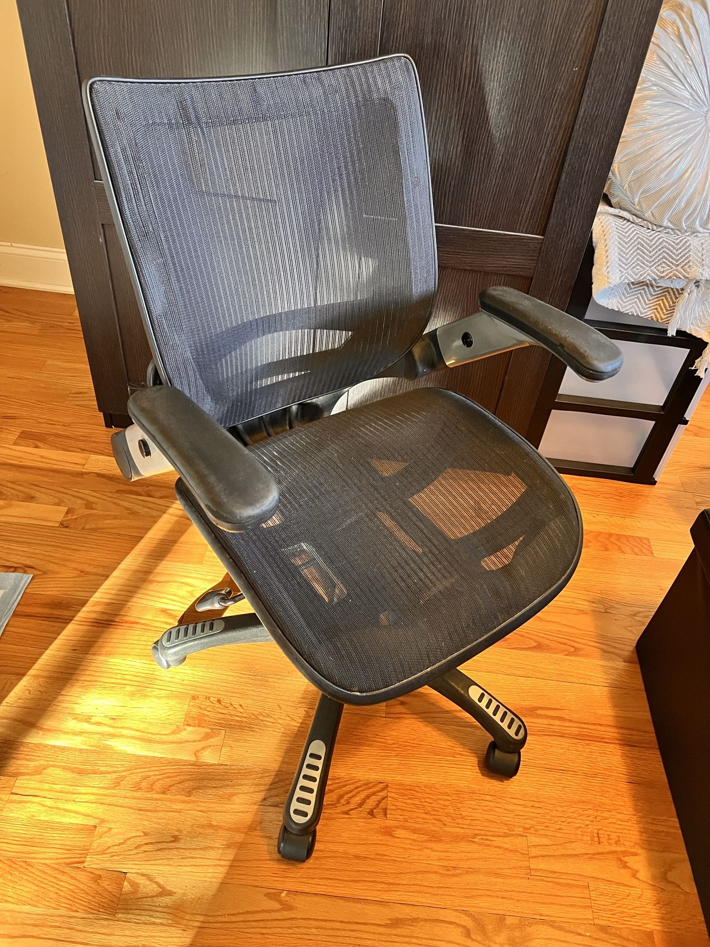 Staples Office Chair Fully Functional