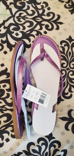 Youth Size 4 Ugg Sandals 👡