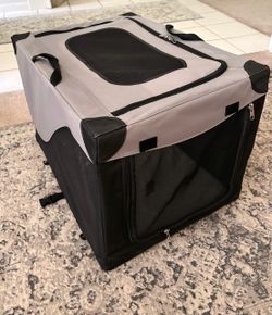 Soft-Sided Collapsible Small Pet Crate