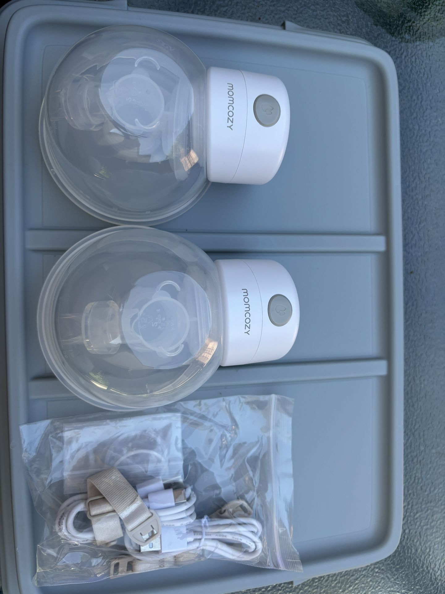 Momcozy Hands Free Breast Pump