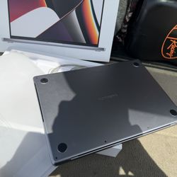 Late. 2021. Macbook Pro 16 “ M1 Pro/16Gb /500