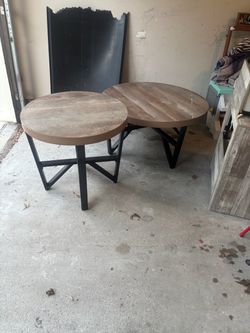 Round Nesting Coffee Tables Set of 2