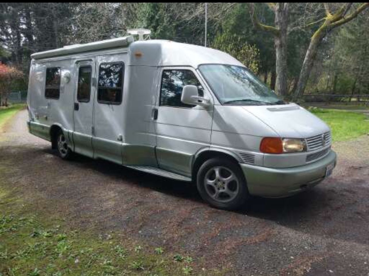 2002 Winnebago Rialta