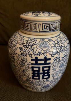Chinese Blue & White decorated Decorated Vase