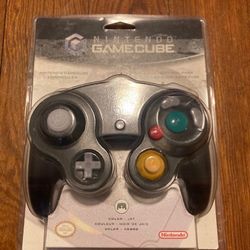 Gamecube Controller (brand new in box) 