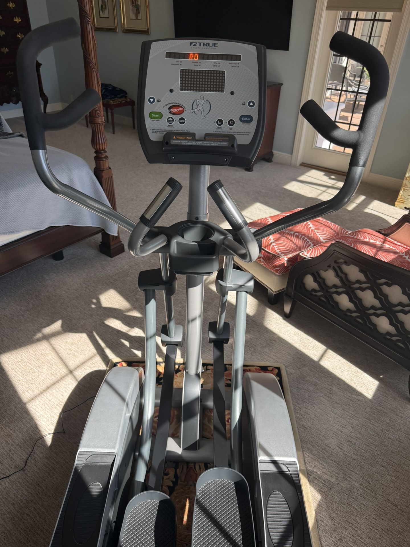 True Fitness M50 ELLIPTICAL with Emerge Elliptical