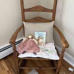 Antique Rocking Chair 