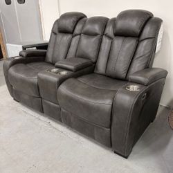 Brand New Power Reclining Gray Loveseat With Headrest. Clearance Item Last One At Hand 