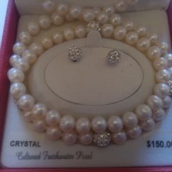 Cultured Freshwater Pearl Sterling Silver Necklace With Earrings 
