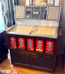 Vintage 1976 Jukebox Rowe AMI R-80S Vinyl Records