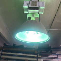 Six high output shop lights very bright $25 each