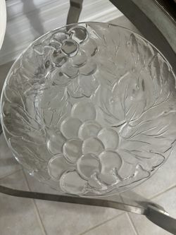 12 BEAUTIFUL CLEAR EMBOSSED PLATES