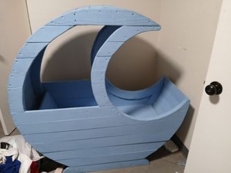 Moon Baby Crib