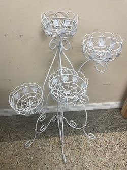 Vtg Iron 4 Baskets 🪴 Plant Stand 3 Ft Tall