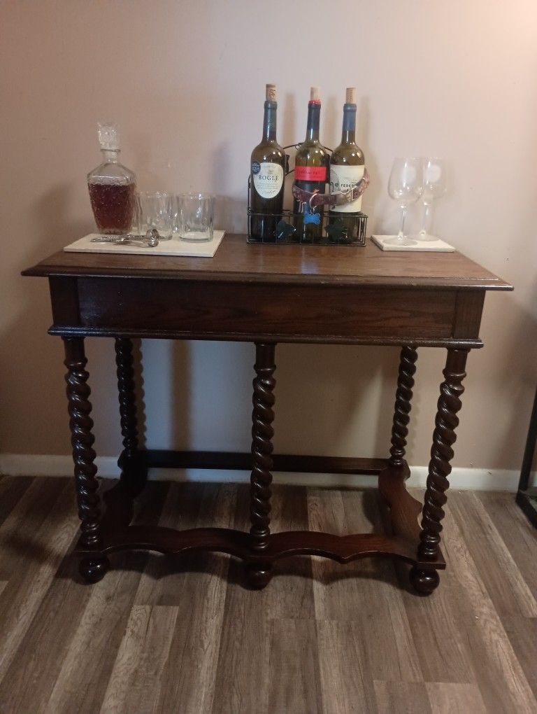 Vintage Mid-Century Cushman Classic table/desk in beautiful condition