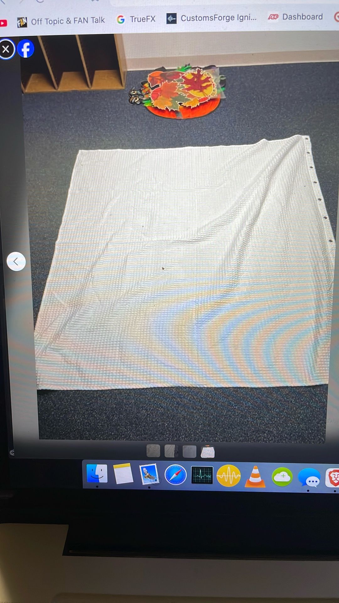 White weave design shower curtains 70 x 70 clean stain for a no water