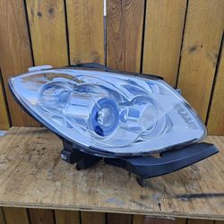 2008 .2012 Buick enclave Cxl Right headlight assembly